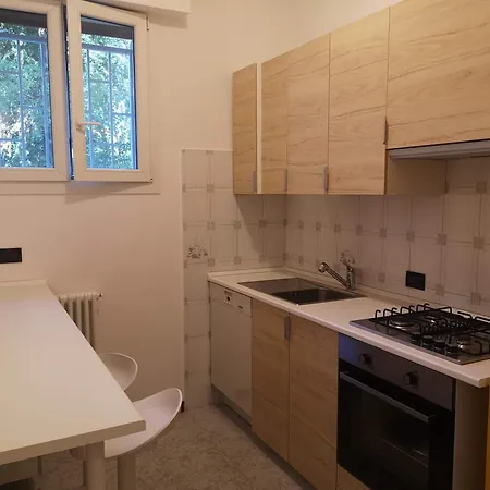 Διαμέρισμα Casalecchio Privato *